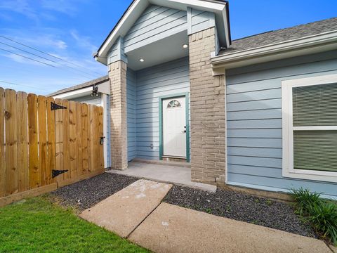 Tiny photo for 6431 Marinwood Drive, Houston, TX 77053 (MLS # 70095841)