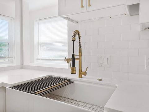 Tiny photo for 6431 Marinwood Drive, Houston, TX 77053 (MLS # 70095841)