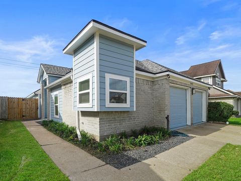 Tiny photo for 6431 Marinwood Drive, Houston, TX 77053 (MLS # 70095841)