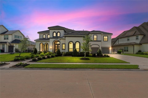 Photo of 10643 Crystal Spring Drive, Missouri City, TX 77459 (MLS # 42711990)
