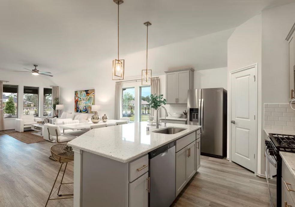 3214 Raintree Crescent Trail