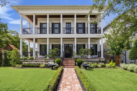 Photo of 4536 Mimosa Drive, Bellaire, TX 77401 (MLS # 28874137)