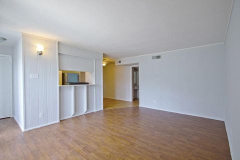 Photo of 1000 Heights Boulevard #5, Houston, TX 77008 (MLS # 26733939)