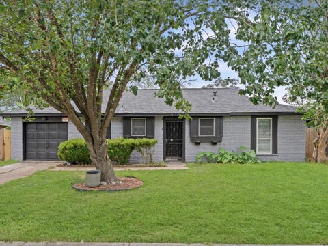 Photo of 12206 Flushing Meadows Drive, Houston, TX 77089 (MLS # 30358169)
