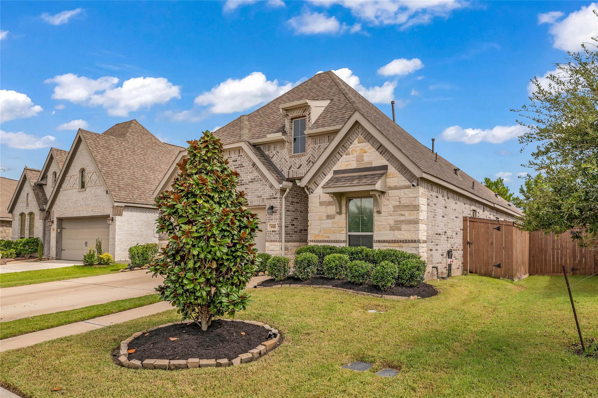 6426 Shadowbrook Hollow Trail