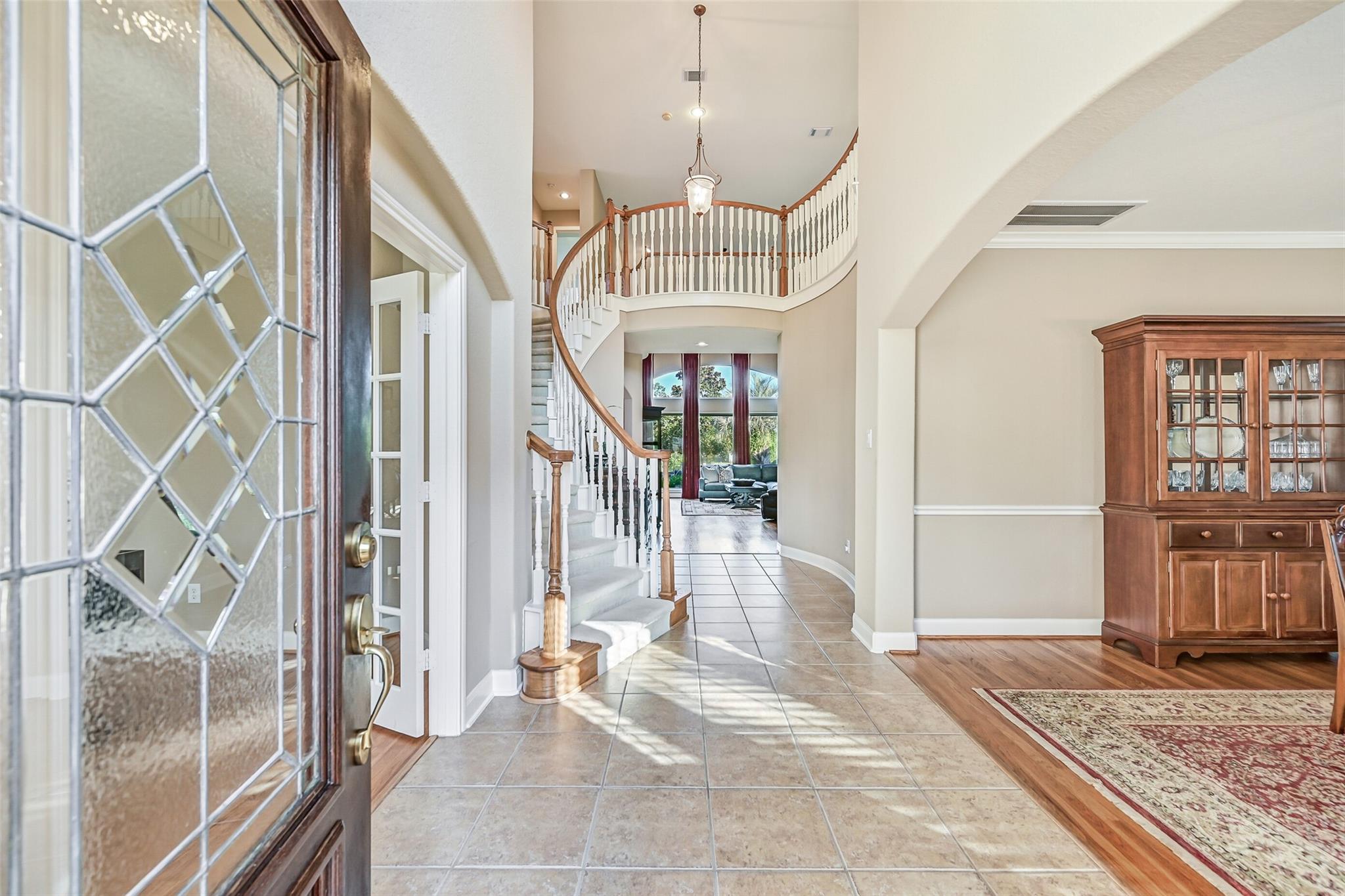 1607 Cascade Falls Drive