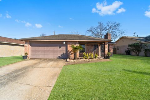 Photo of 13806 Long Glen Drive, Houston, TX 77039 (MLS # 43053853)