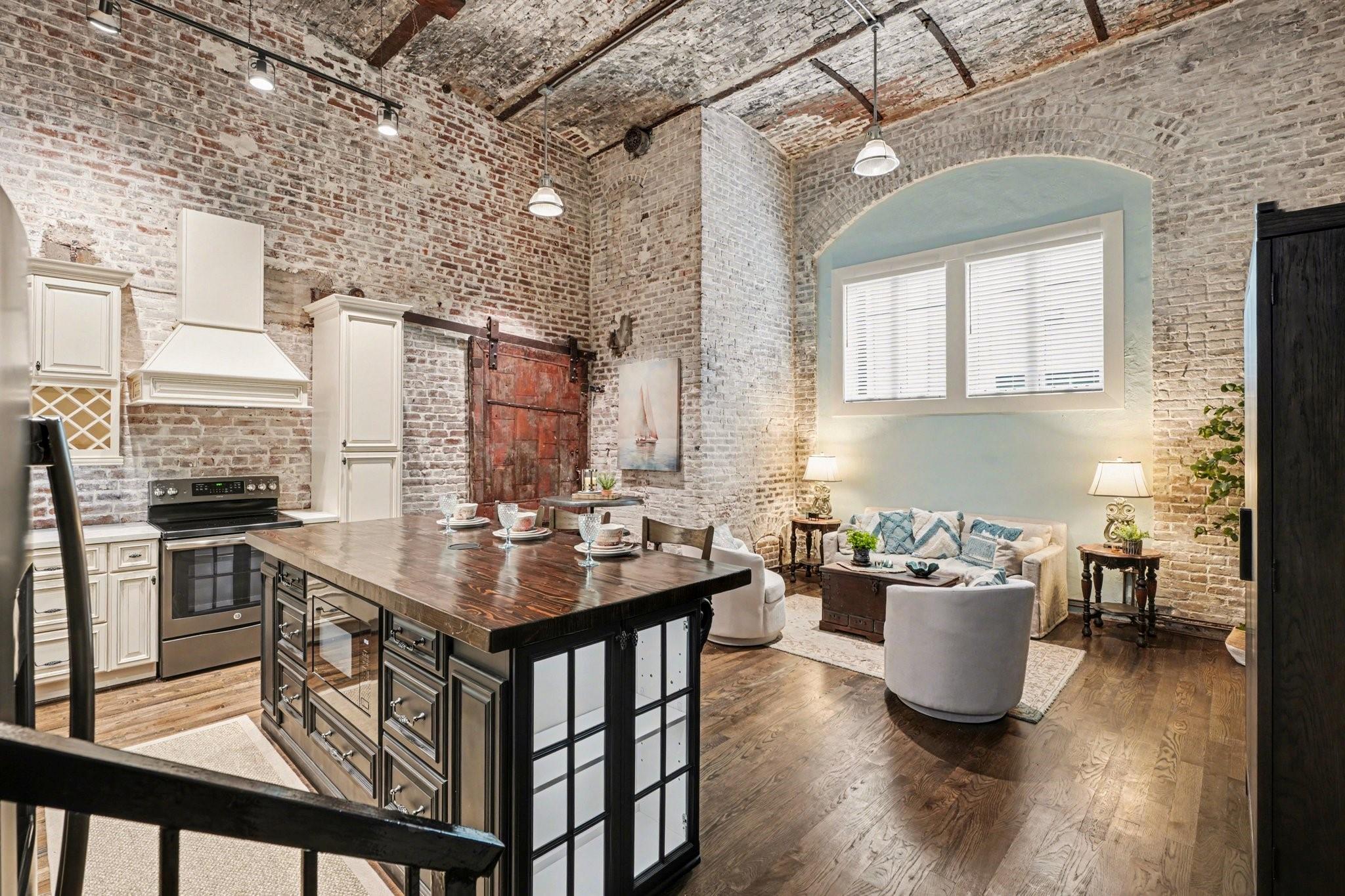 2400 Mechanic Street 101