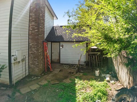 Tiny photo for 8506 Rivercross Road, Houston, TX 77064 (MLS # 14083093)
