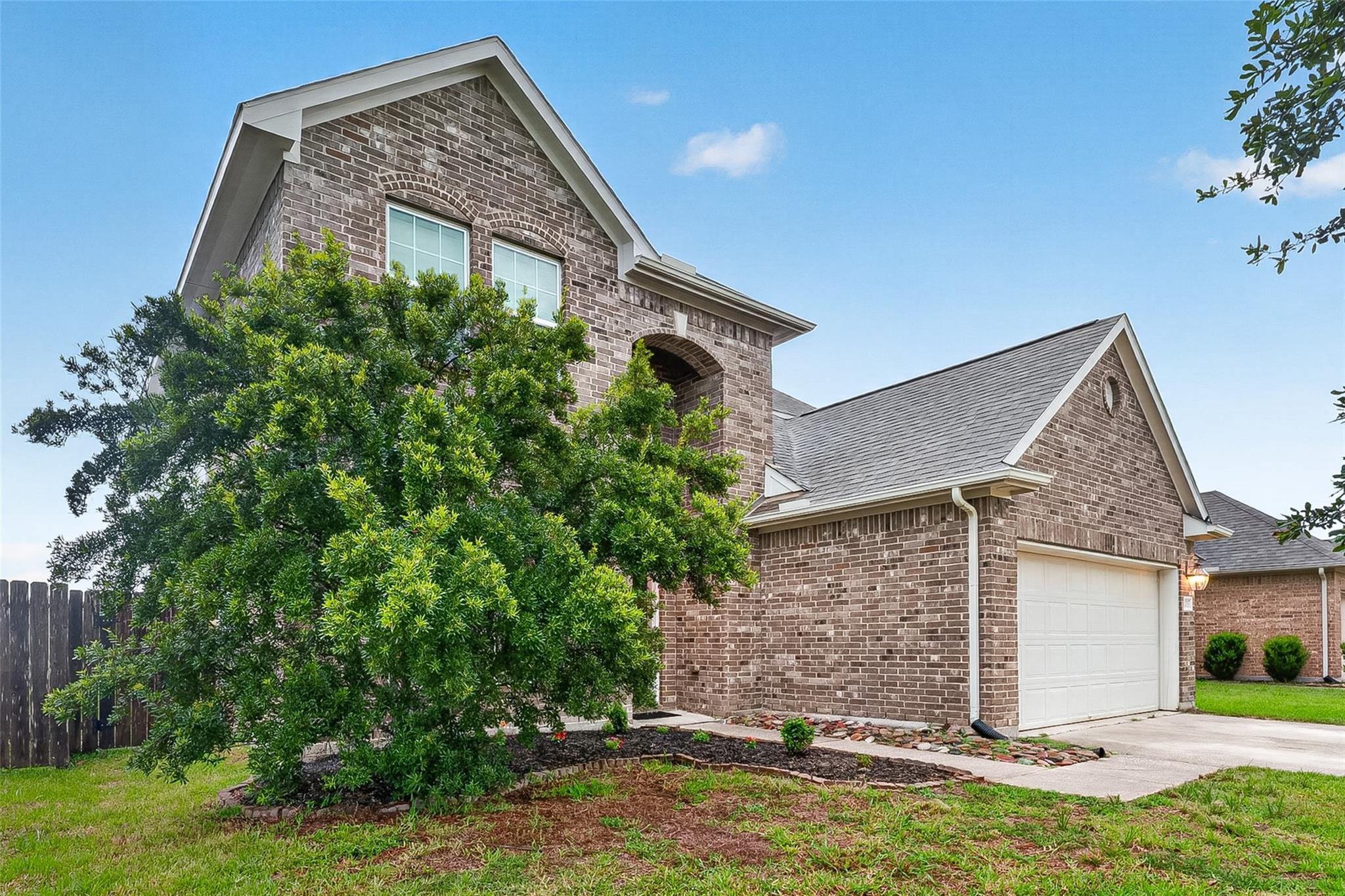 10015 Chase Court