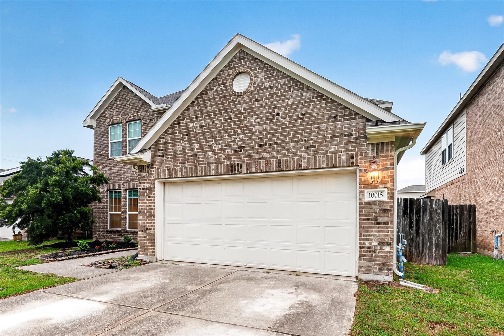 10015 Chase Court