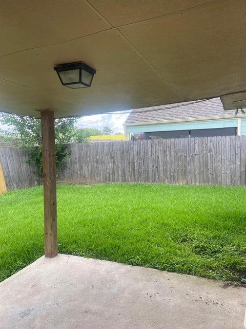Photo of 16703 Gold Bridge Court, Houston, TX 77053 (MLS # 49243591)