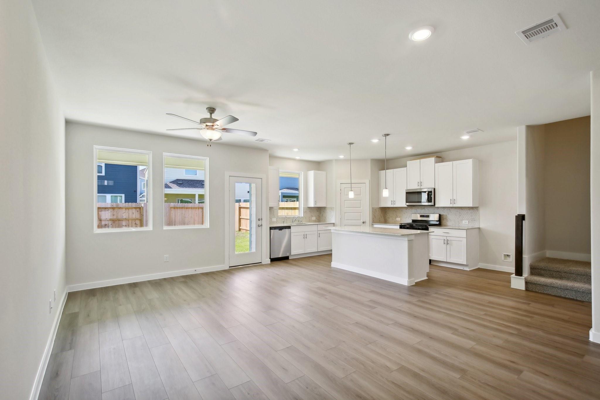 4230 Laurel Oak Circle