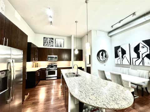 Photo of 2525 Mccue St Road #317, Houston, TX 77056 (MLS # 2657470)