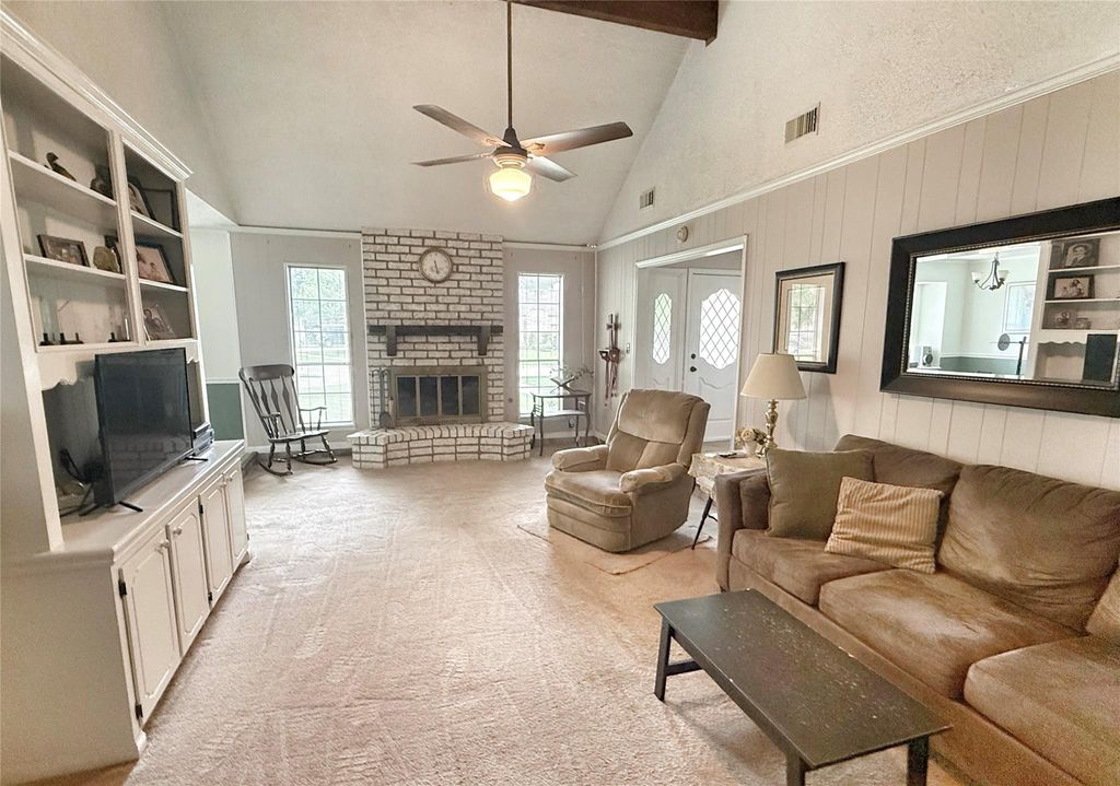 Photo of 123 Spanish Moss Lane, Lake Jackson, TX 77566 (MLS # 60803536)