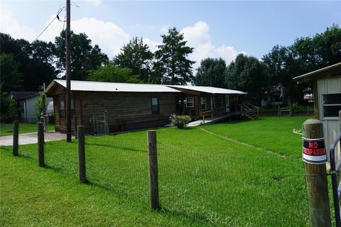 Photo of 8988 Gladewood, Willis, TX 77318 (MLS # 49842616)