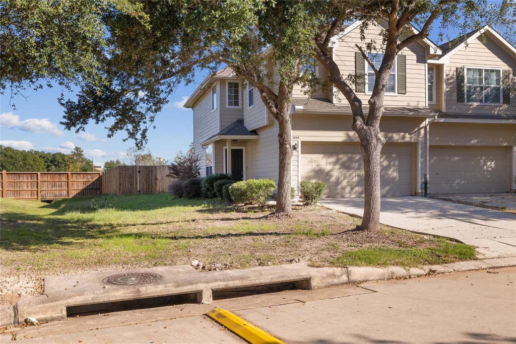 Photo of 2846 Loganberry Park Lane, Houston, TX 77014 (MLS # 82905597)