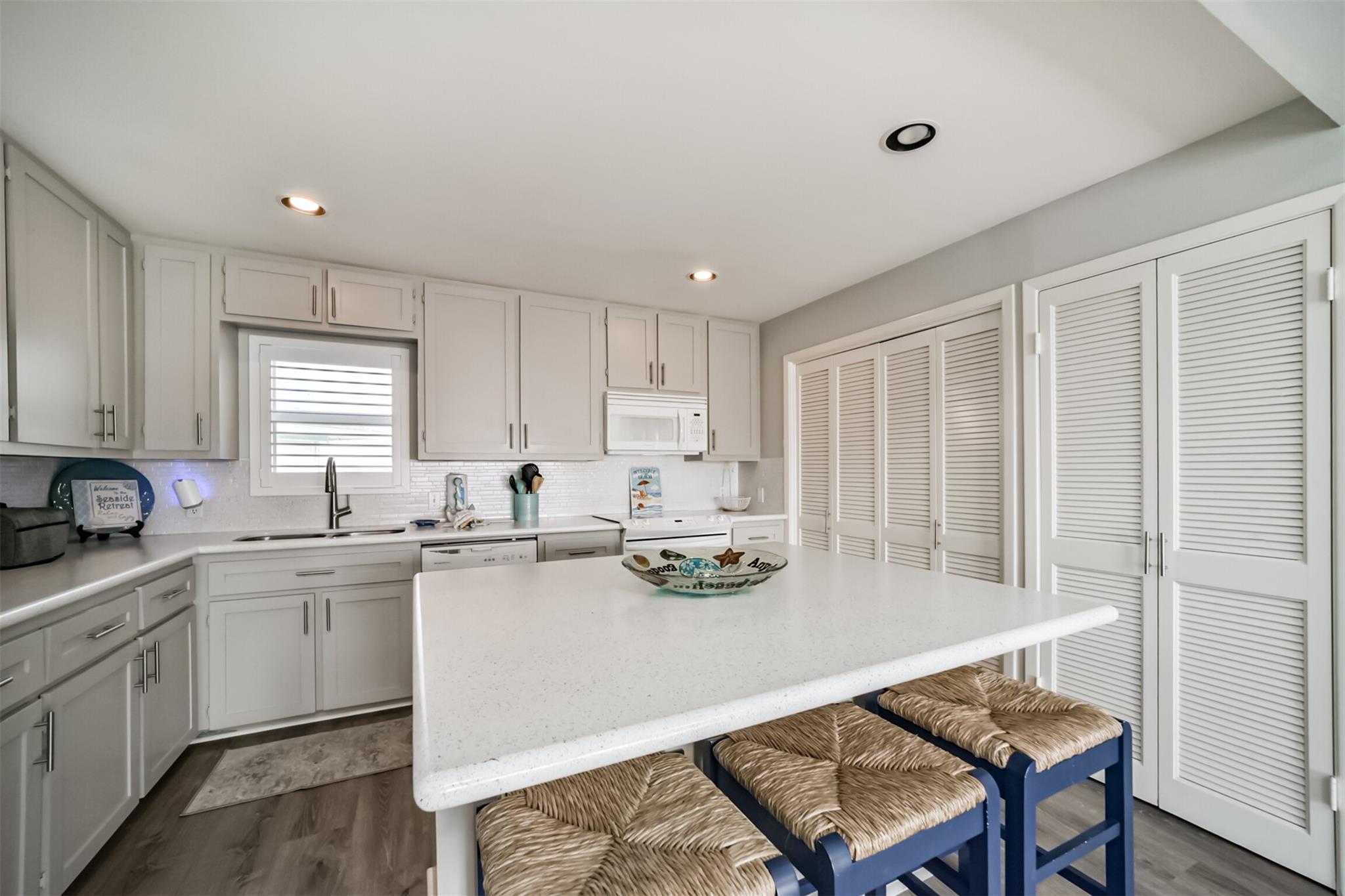 Galveston, Texas, 77554, United States, 3 Bedrooms Bedrooms, ,4 BathroomsBathrooms,Residential,Active,2020743