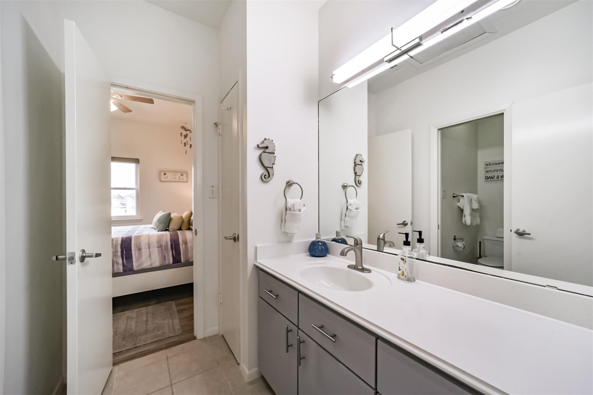 Galveston, Texas, 77554, United States, 3 Bedrooms Bedrooms, ,4 BathroomsBathrooms,Residential,Active,2020743