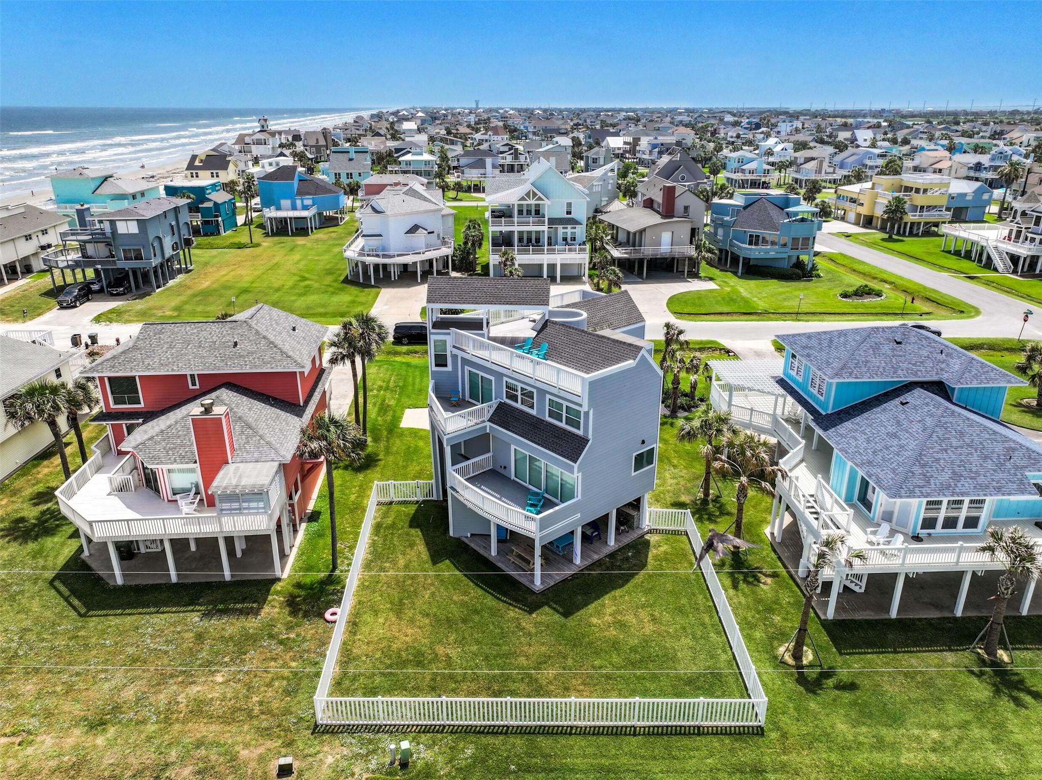 Galveston, Texas, 77554, United States, 3 Bedrooms Bedrooms, ,4 BathroomsBathrooms,Residential,Active,2020743