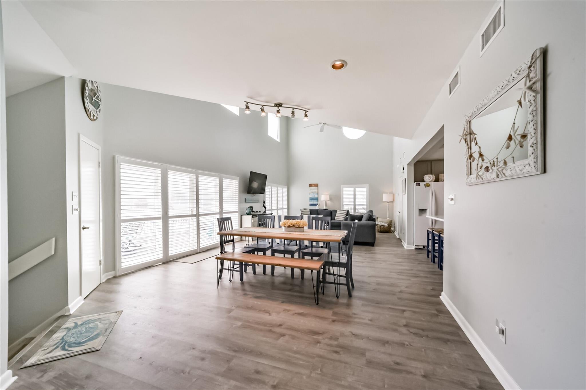 Galveston, Texas, 77554, United States, 3 Bedrooms Bedrooms, ,4 BathroomsBathrooms,Residential,Active,2020743