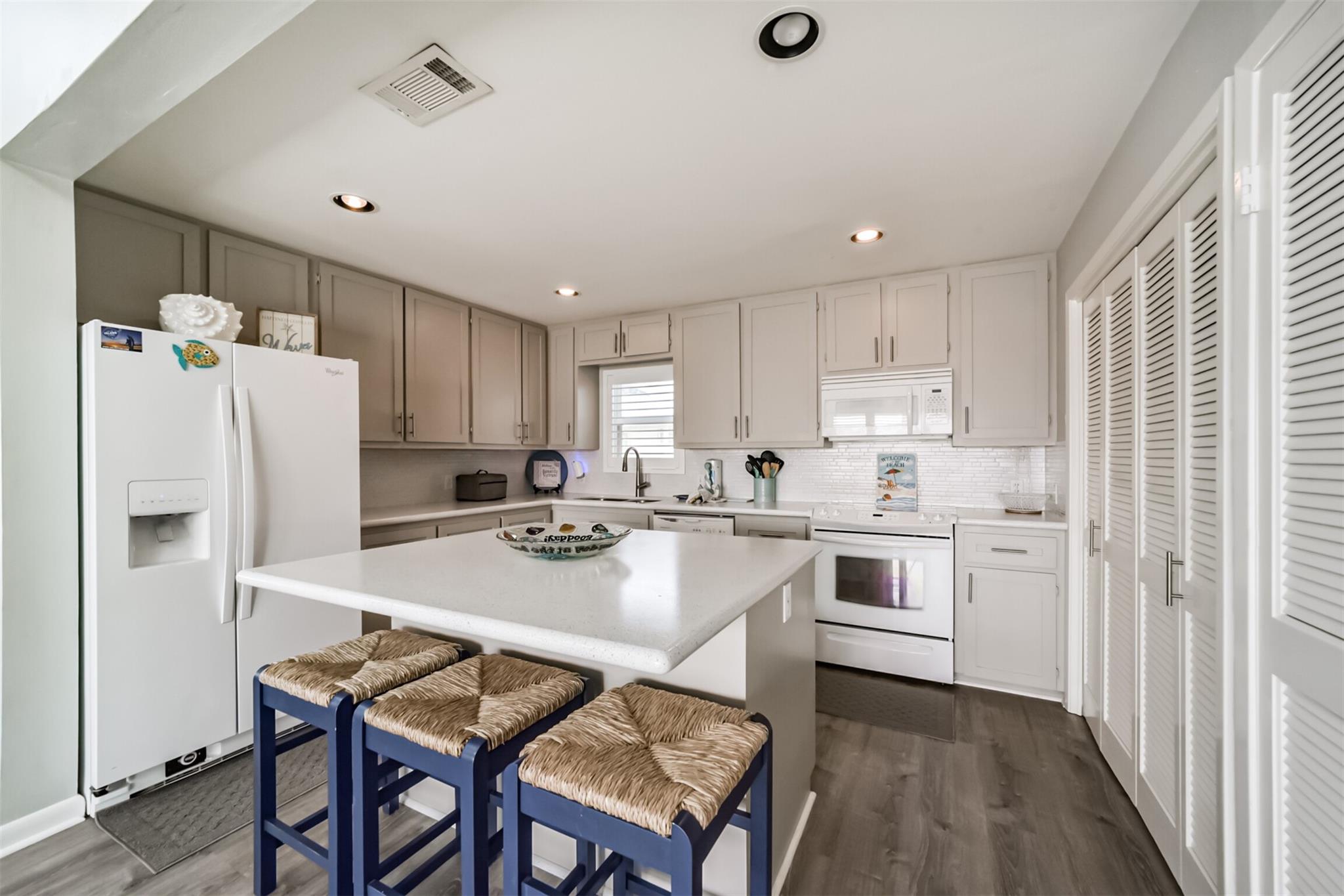 Galveston, Texas, 77554, United States, 3 Bedrooms Bedrooms, ,4 BathroomsBathrooms,Residential,Active,2020743