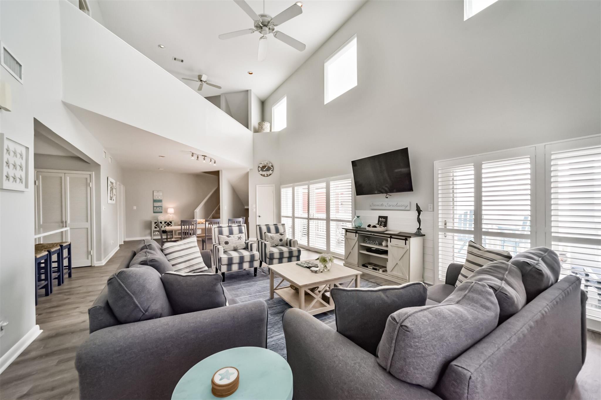 Galveston, Texas, 77554, United States, 3 Bedrooms Bedrooms, ,4 BathroomsBathrooms,Residential,Active,2020743