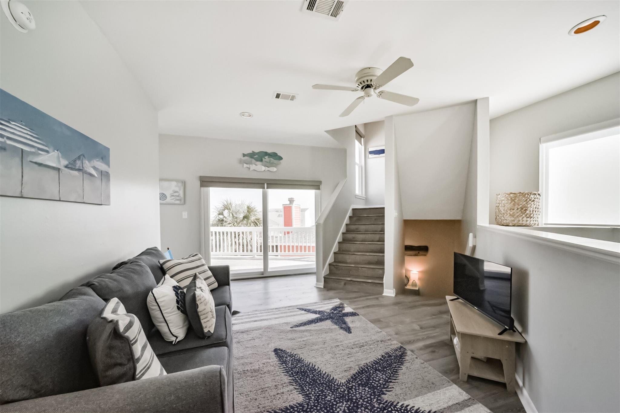 Galveston, Texas, 77554, United States, 3 Bedrooms Bedrooms, ,4 BathroomsBathrooms,Residential,Active,2020743