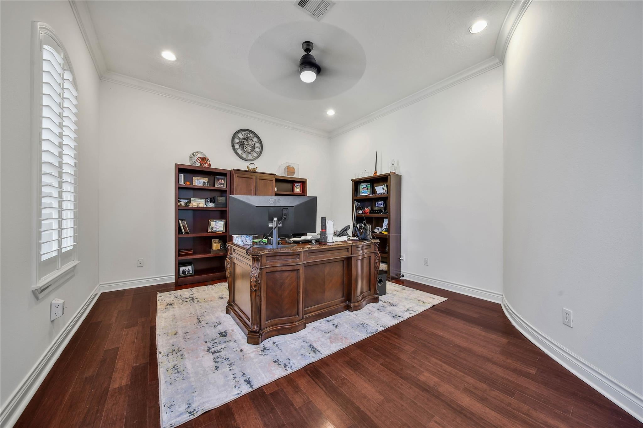 404 Trade Winds Court
