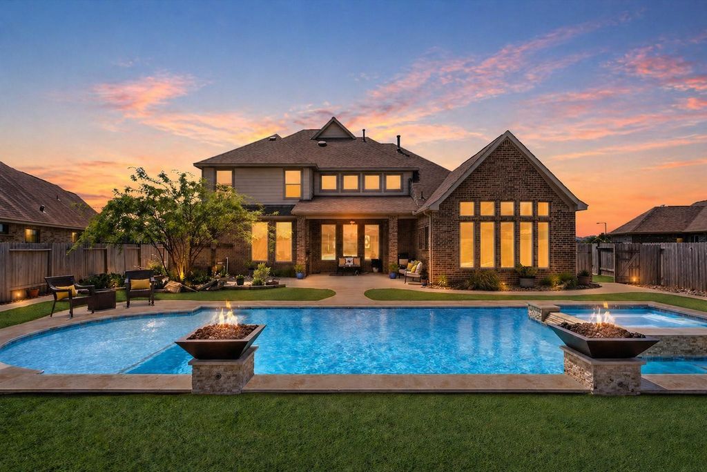 Photo of 1707 Waterlilly River Lane, League City, TX 77573 (MLS # 62754381)