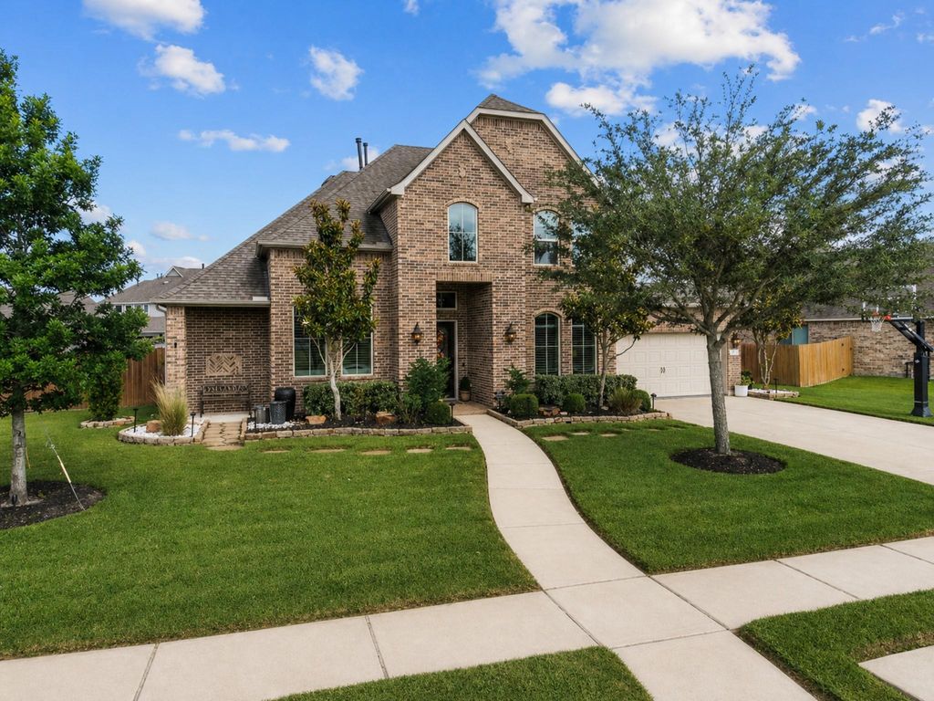 Photo of 1707 Waterlilly River Lane, League City, TX 77573 (MLS # 62754381)
