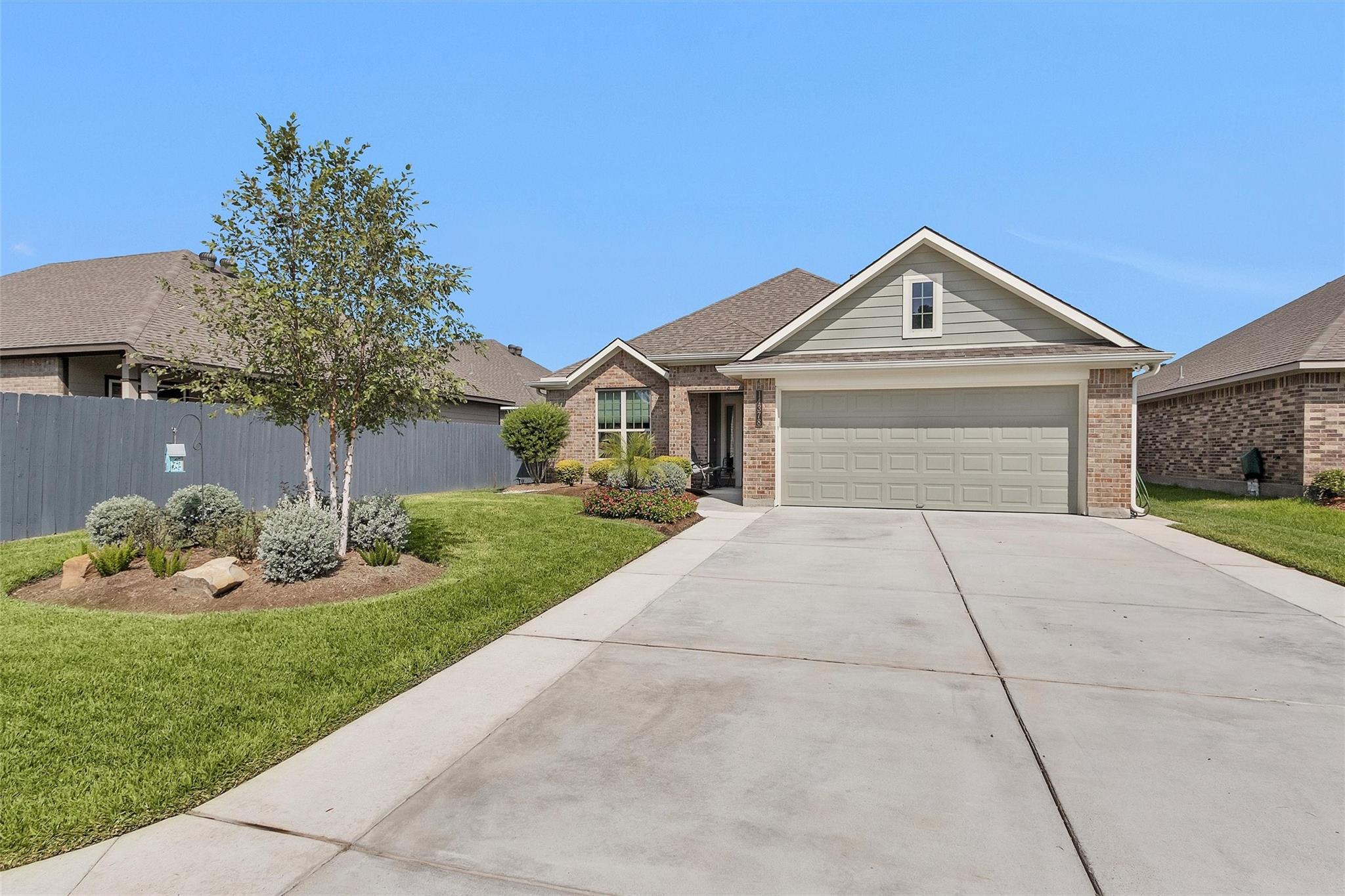 14378 S Summerchase Circle