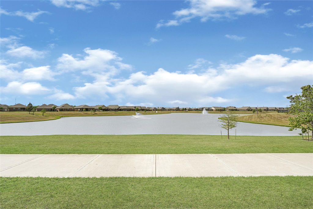 Photo of 4619 Grigio Pines Dr Dr, Katy, TX 77493 (MLS # 28075667)