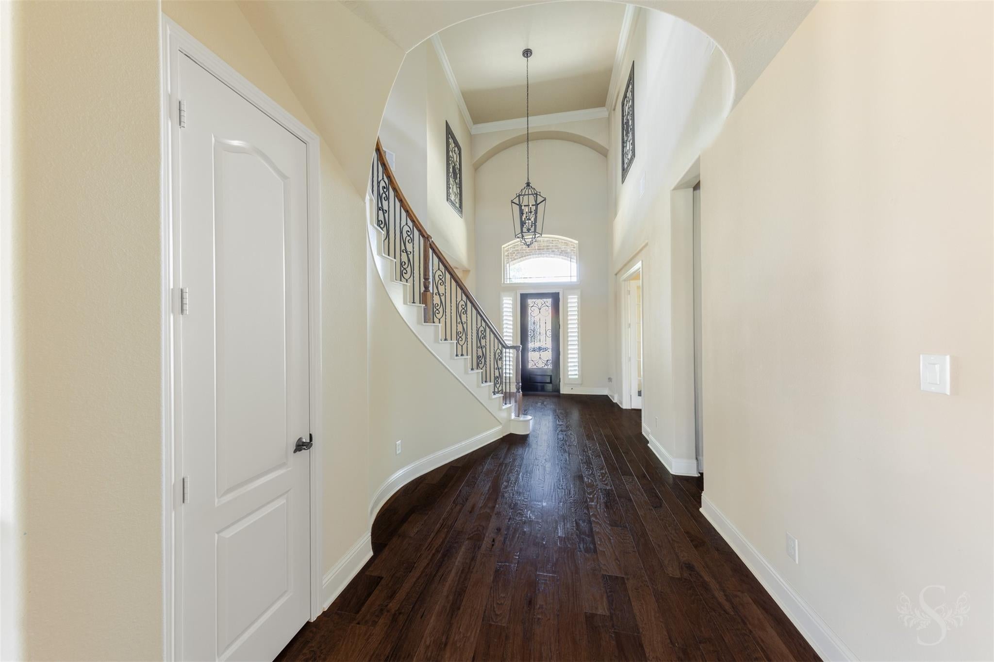 5803 Mustang Ridge Lane
