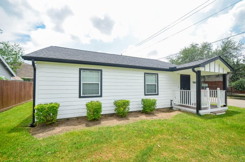Photo of 6425 Sidney Street, Houston, TX 77021 (MLS # 87593937)
