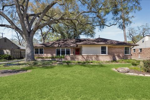 Photo of 5726 Stillbrooke Drive, Houston, TX 77096 (MLS # 67537683)