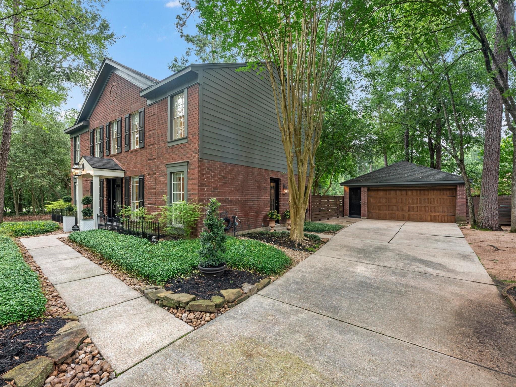 51 E Village Knoll Circle