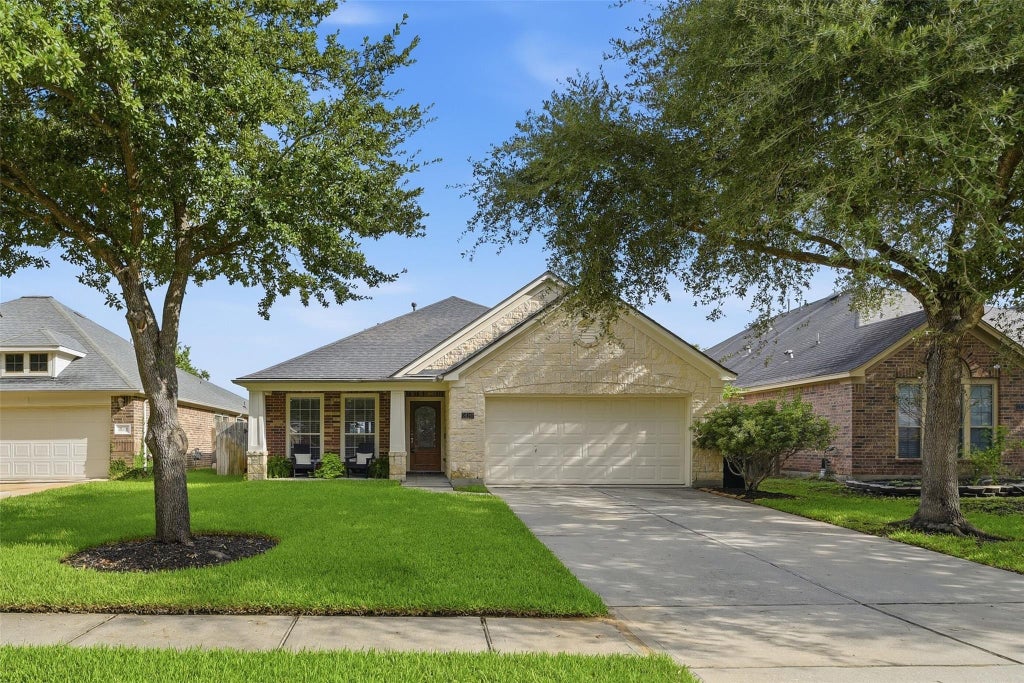 Photo of 28210 Everett Knolls Drive, Katy, TX 77494 (MLS # 42694956)