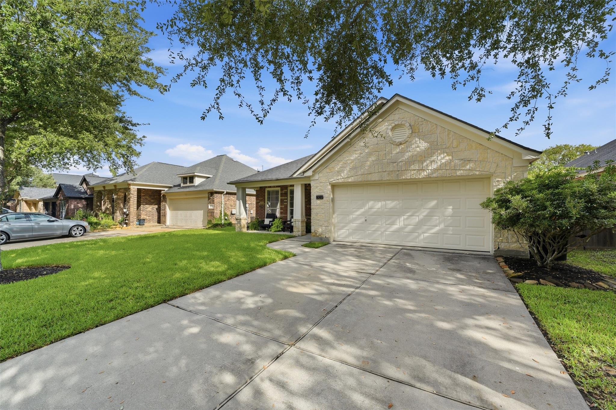 28210 Everett Knolls Drive