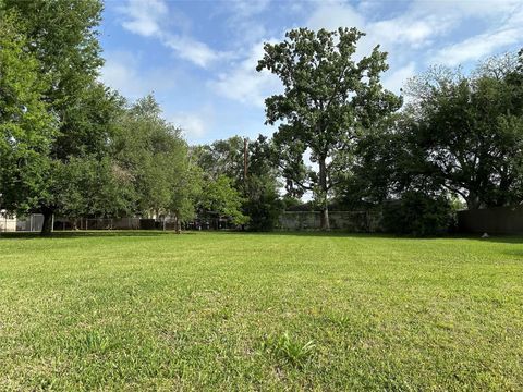 Photo of 0 Kilkenny Drive, Houston, TX 77047 (MLS # 44449483)