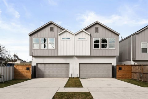 Photo of 1564 Godwin Street, Houston, TX 77023 (MLS # 74626253)