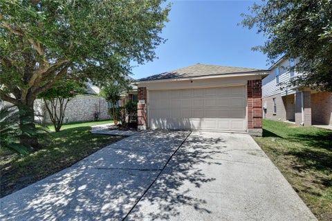 Photo of 7411 Fox Scene Drive, Humble, TX 77338 (MLS # 84933047)