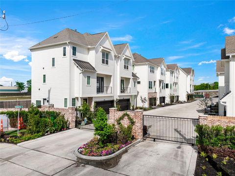 Photo of 3922 Willowbend Point Drive, Houston, TX 77025 (MLS # 66681091)