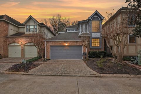 Photo of 12859 Kingsbridge Lane, Houston, TX 77077 (MLS # 63546957)