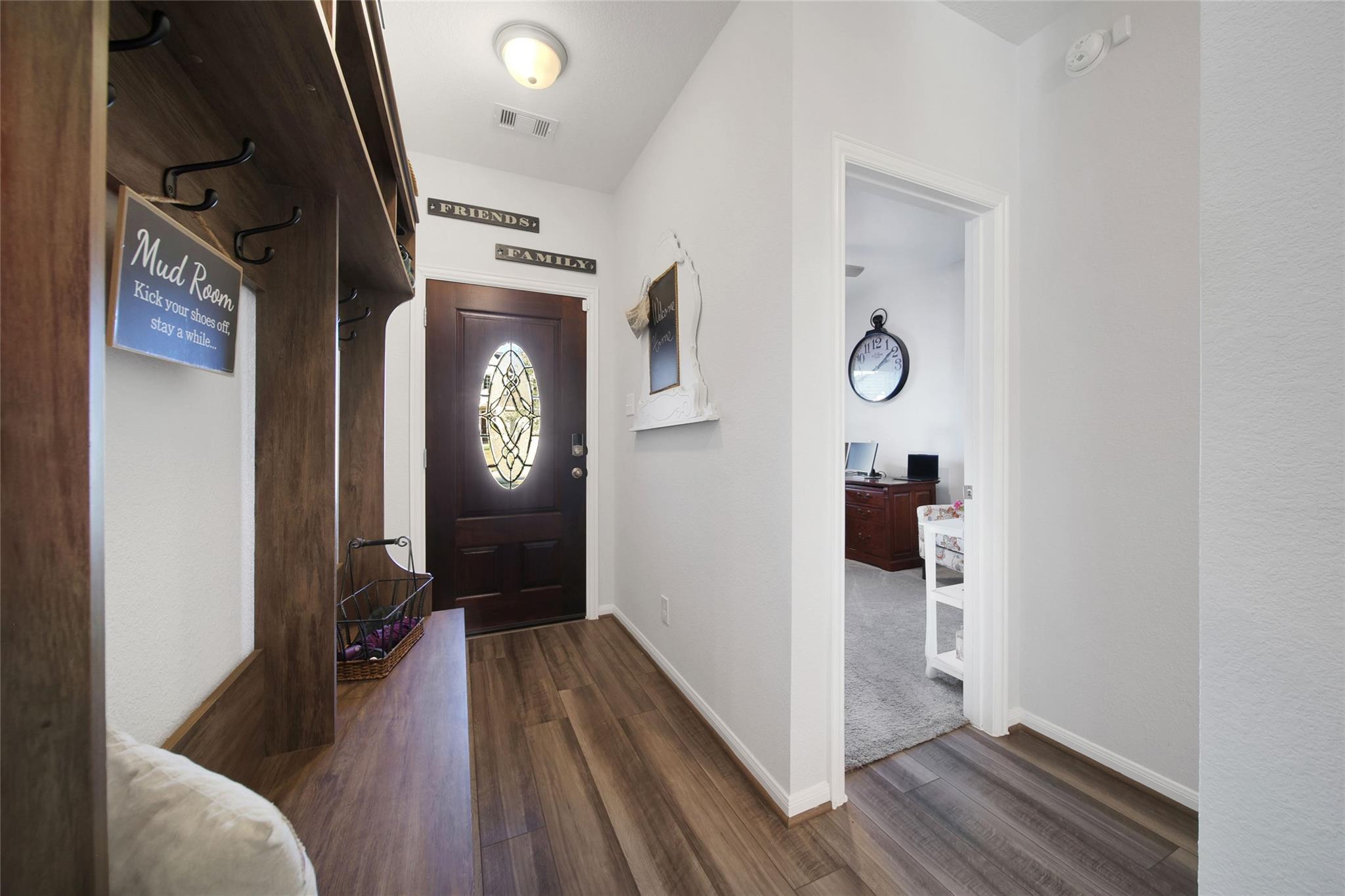 18736 Laurel Oaks Lane