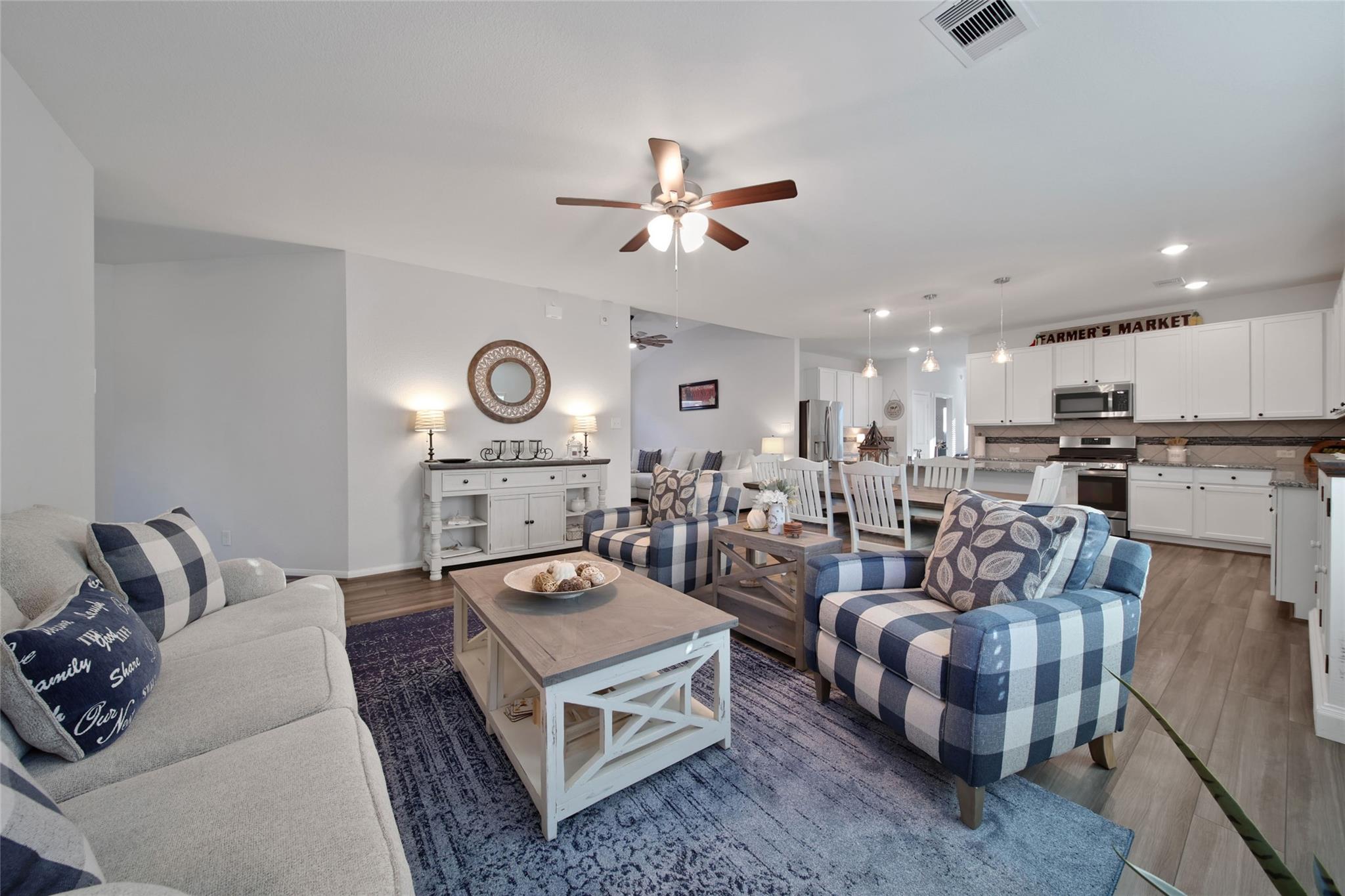 18736 Laurel Oaks Lane