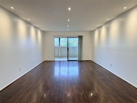 Photo of 8523 Hearth Drive #19-34, Houston, TX 77054 (MLS # 20112229)