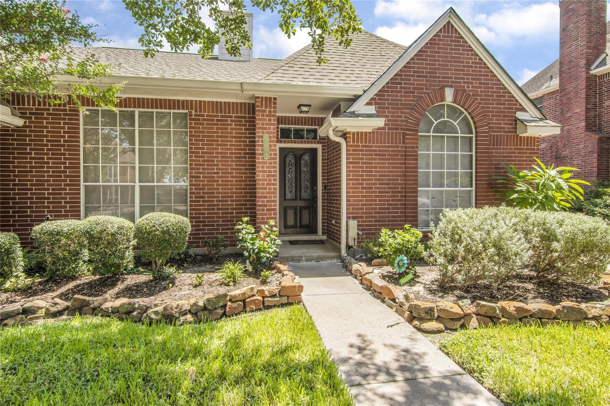3305 Greenwood Place