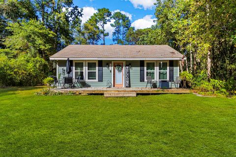 Photo of 1325 Josephine Road, Livingston, TX 77351 (MLS # 61036180) Photo of 1325 Josephine Road, Livingston, TX 77351 (MLS # 61036180)