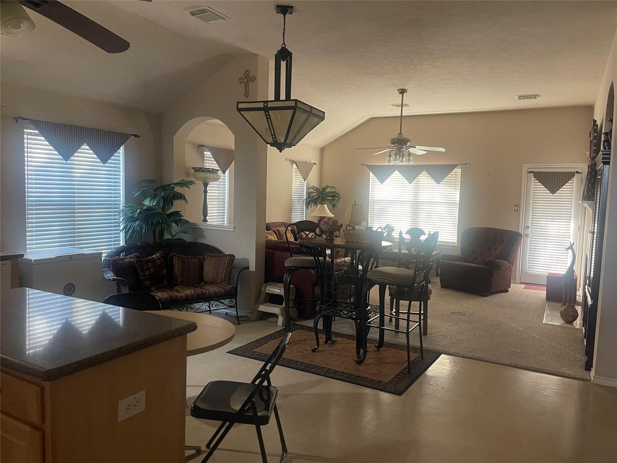 1903 Manor Drive